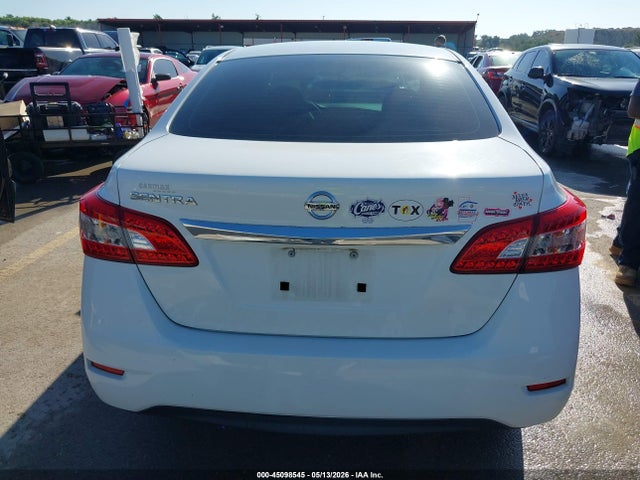 2015 Nissan SENTRA S — миниатюра 17
