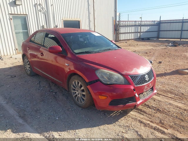 2013 SUZUKI KIZASHI SE