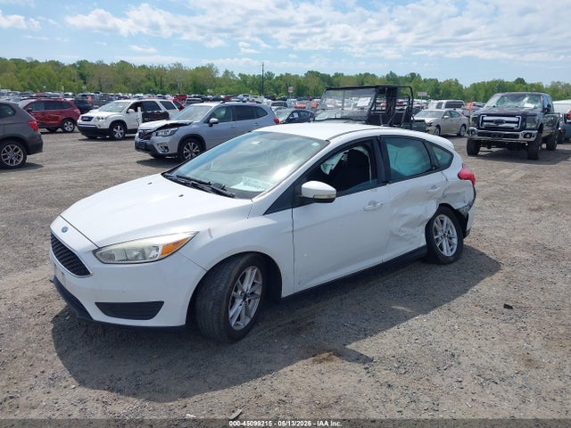 FORD FOCUS SE - 2