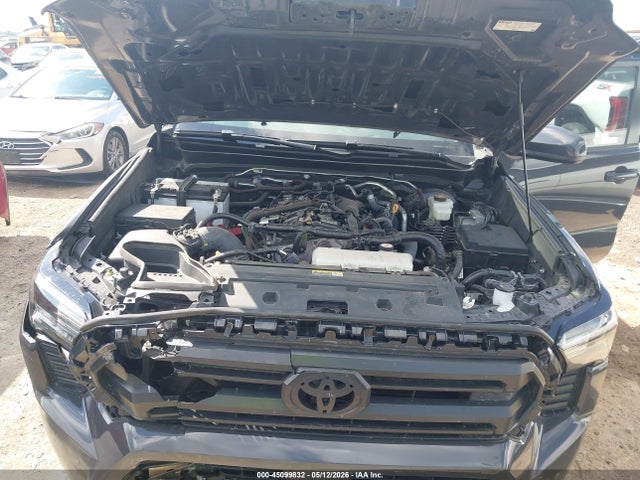 2024 TOYOTA TACOMA SR5 10