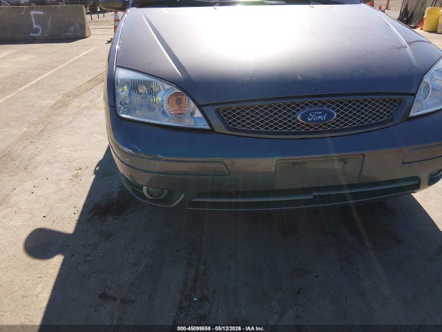 FORD FOCUS ST - 6