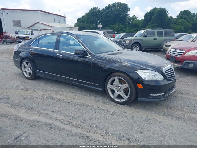 2011 MERCEDES-BENZ S 550 