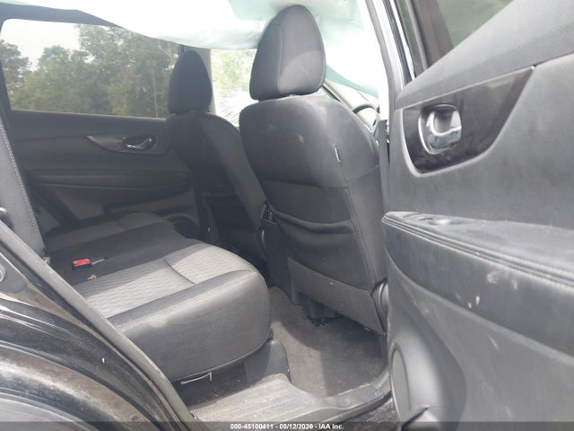2019 NISSAN ROGUE S 8
