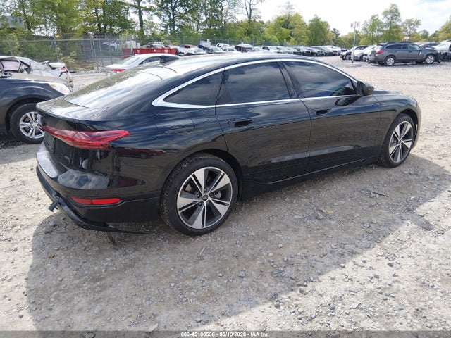 صورة 4 لـ 2025 AUDI A6 E-TRON PREMIUM PLUS