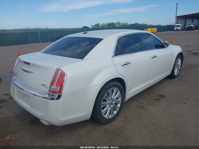 صورة 4 لـ 2014 Chrysler 300C AWD