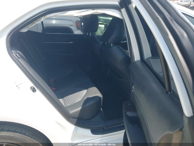 صورة 8 لـ 2024 Toyota CAMRY SE