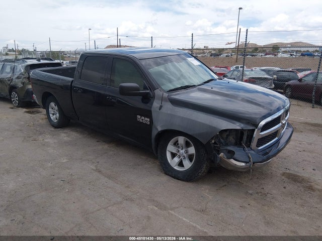 2017 RAM 1500 SLT 4X4 6'4 BOX