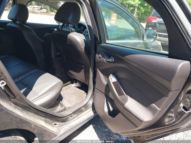 FORD FOCUS TITANIUM - 7
