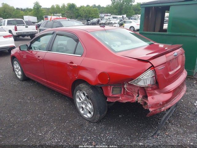FORD FUSION SE - 3