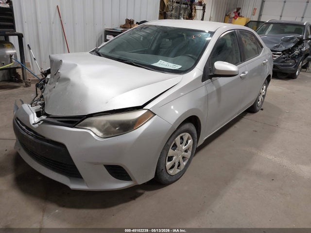 2016 Toyota COROLLA L photo 2