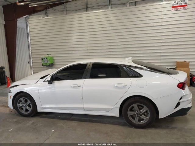2022 KIA K5 LXS photo 14