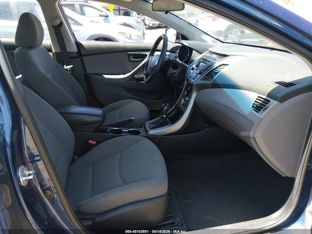 2016 Hyundai ELANTRA SE photo 5