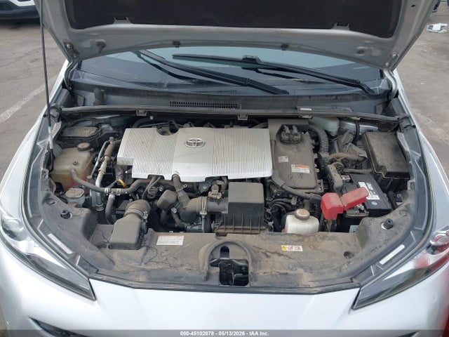 2020 Toyota PRIUS LE photo 10