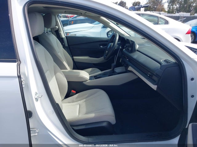 صورة 5 لـ 2023 Honda ACCORD EX