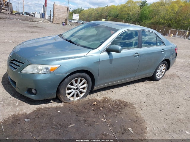 2011 Toyota CAMRY XLE 照片 2