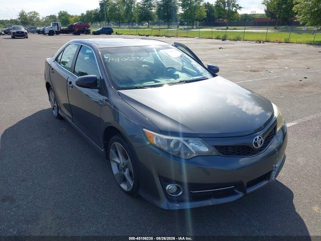 2012 TOYOTA CAMRY SE V6