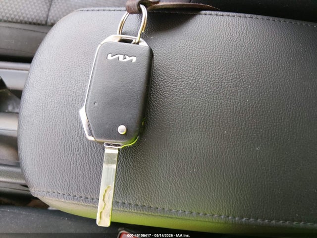 2023 KIA SOUL LX — миниатюра 11