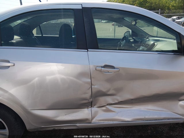 2013 Chevrolet SONIC LT AUTO 缩略图 13