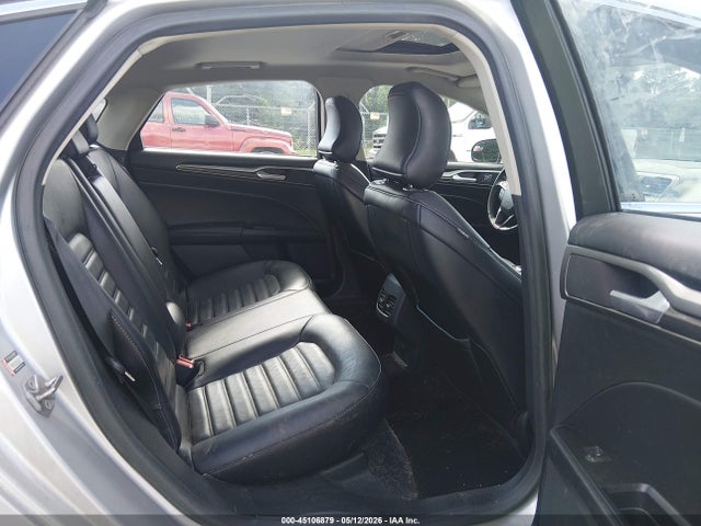 FORD FUSION SE - 8