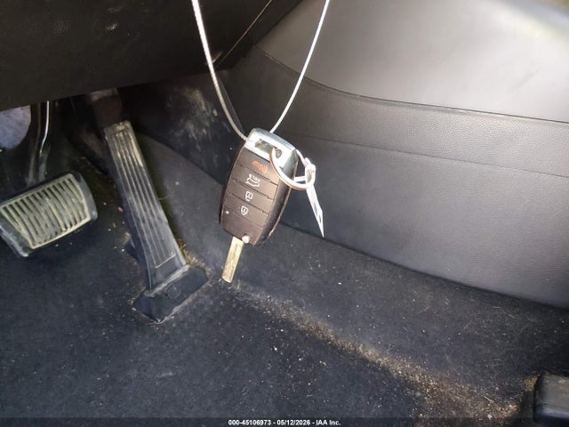 2017 KIA SOUL + thumbnail 11