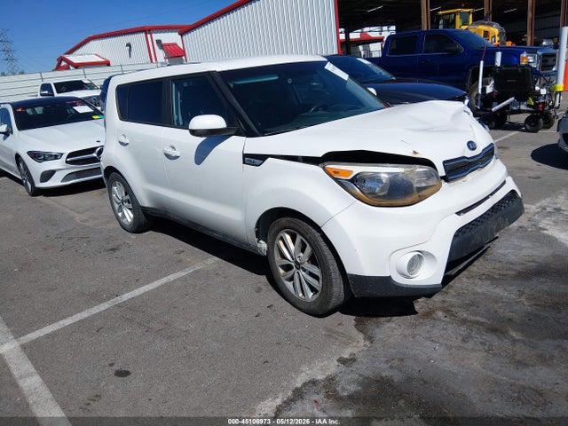 صورة 1 لـ 2017 KIA SOUL +