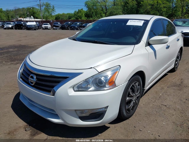2015 Nissan ALTIMA 2.5 S 照片 6