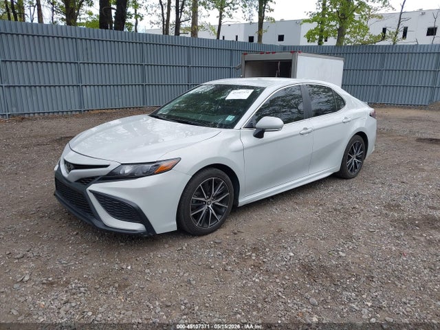 صورة 2 لـ 2022 Toyota CAMRY SE