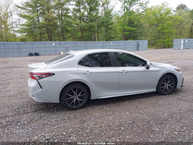 صورة 6 لـ 2022 Toyota CAMRY SE