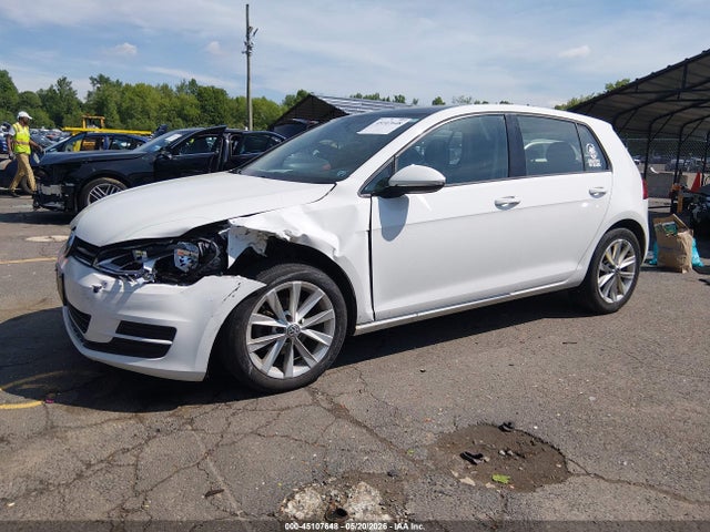 صورة 2 لـ 2016 Volkswagen GOLF TSI S 4-DOOR