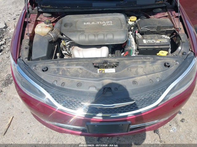 صورة 10 لـ 2015 Chrysler 200 C
