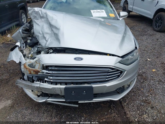 FORD FUSION SE - 6