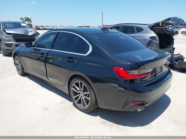 صورة 3 لـ 2021 BMW 330I XDRIVE