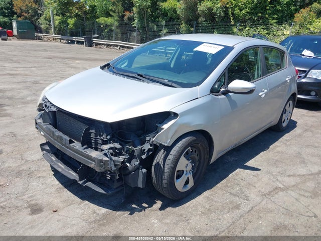 صورة 2 لـ 2016 KIA FORTE LX