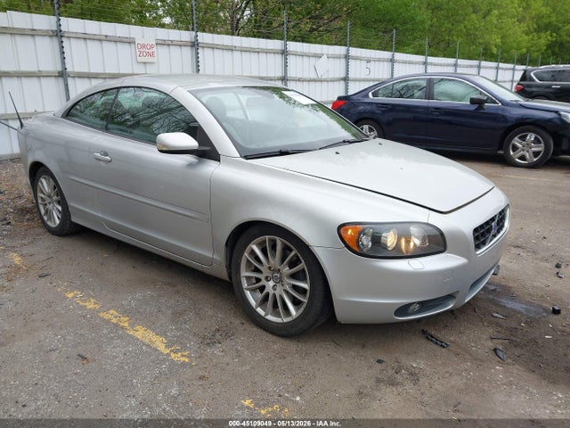 2007 VOLVO C70 T5