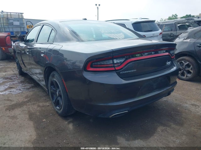2019 Dodge CHARGER SXT RWD photo 3
