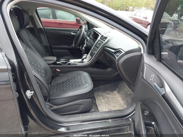 FORD FUSION SE - 5