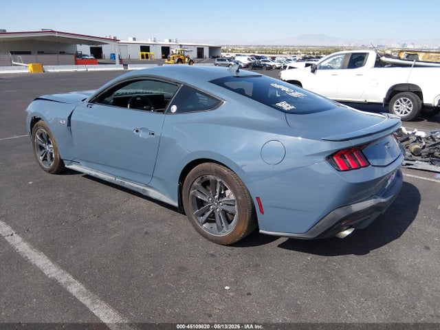 2025 FORD MUSTANG GT FASTBACK photo 3