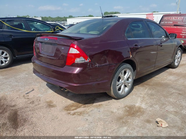 FORD FUSION SE - 4