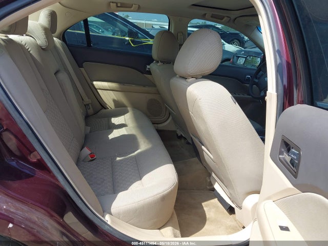 FORD FUSION SE - 8