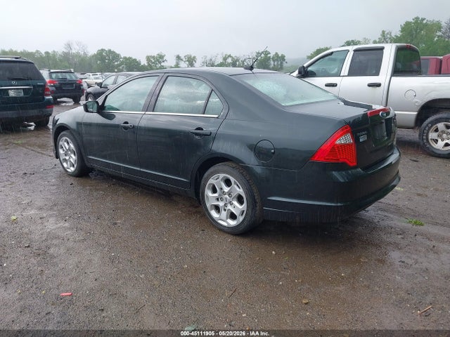 FORD FUSION SE - 3