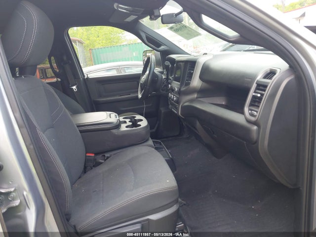 صورة 5 لـ 2022 RAM 2500 TRADESMAN 4X4 6'4 BOX