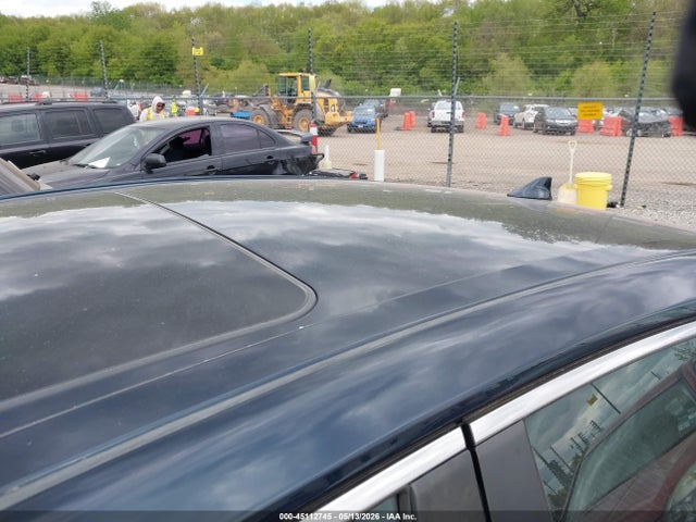 2019 Toyota CAMRY SE photo 6