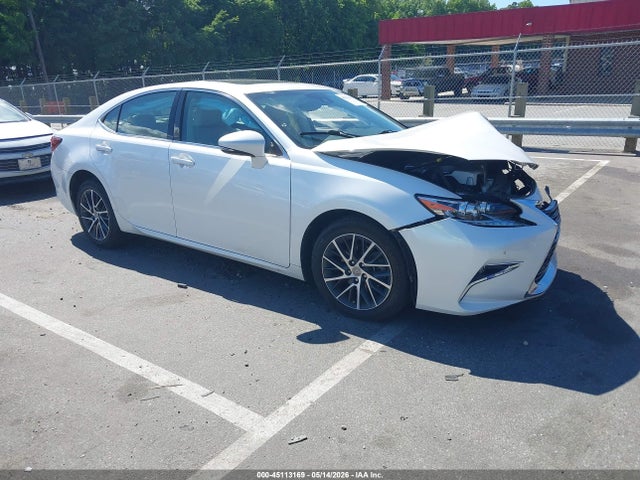 2018 LEXUS ES 