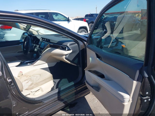 2018 Toyota CAMRY LE 照片 5