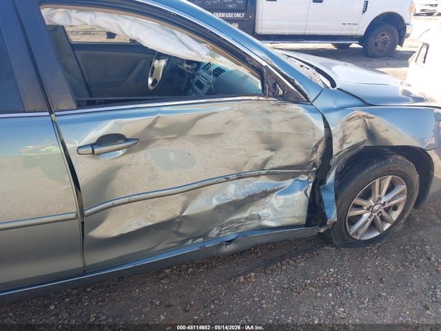 2011 Toyota CAMRY LE 缩略图 12