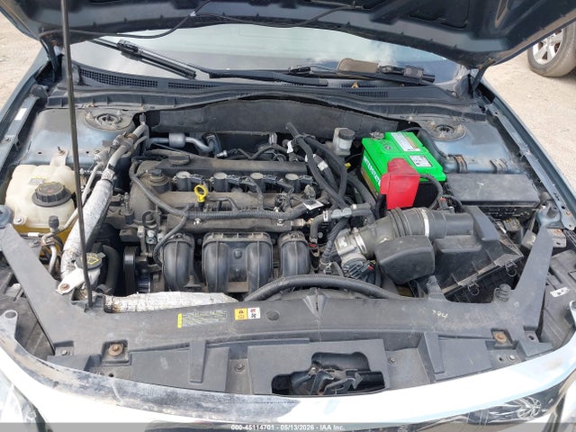 FORD FUSION SE - 10