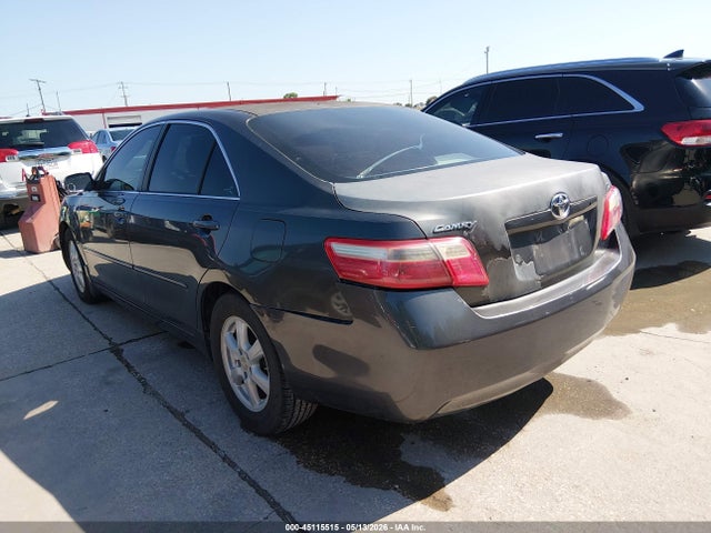 2009 Toyota CAMRY LE photo 3