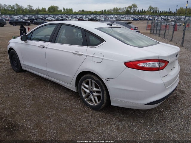 FORD FUSION SE - 3