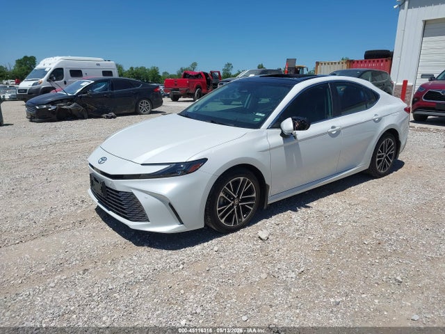 2025 Toyota CAMRY XLE photo 2