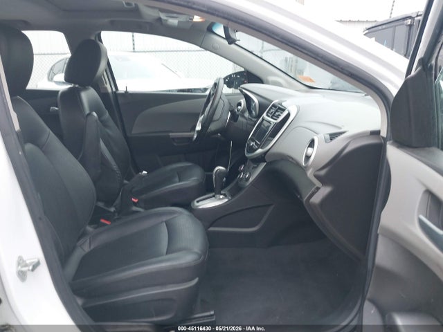 صورة 5 لـ 2020 Chevrolet SONIC FWD PREMIER